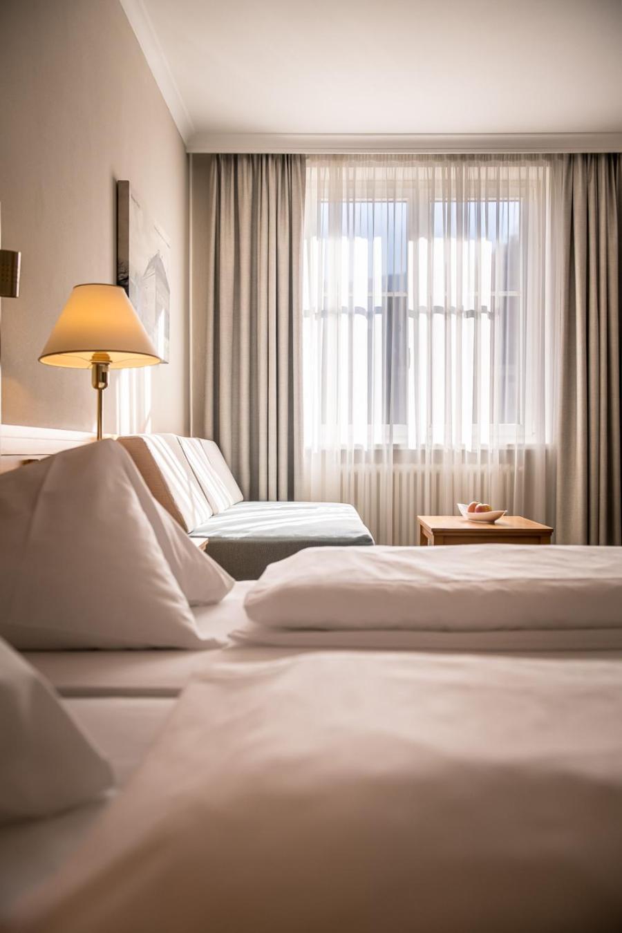 Hotel Post Alpine Cityflair Брунико Экстерьер фото